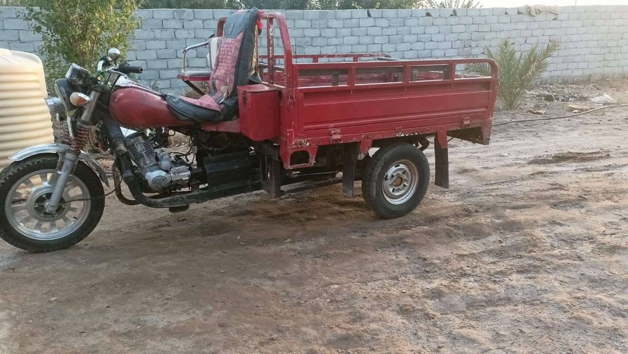 السلام عليكم شباب ستوته البيع جاهزه نوع يفان  موديل 2008  بديه 14 كهربايات كله شغال ستوته جاهزه اوراق كامله السعر  / 1200
وبيه مجال  مكاني سوق الشيوخ الطار العبرات 

شباب انه مكلف بل نشر رجائن لحي يراسني هاذ رقم صاحب ستوته ***********
