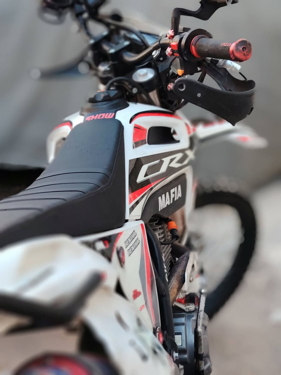 🔥 للبيع CRX 300 | مجمع روسي 🔥
إذا تدور القوة، العزم، والنظافة... فهذا هو اختيارك.
مجمع روسي شغل مرتب، سحب نار وصوت يفتح النفس.
الدراجة محافظ عليها، جاهزة للاستخدام وما تحتاج أي مصروف.
الفحص خير برهان، والي يعرف بالدراجات يعرف قيمتها.بعدها بلاد وممحتاجه اي مصرف 
للبيع للجاد فقط.
للاستفسار أو المعاينة رقم الهاتف ***********/////***********
