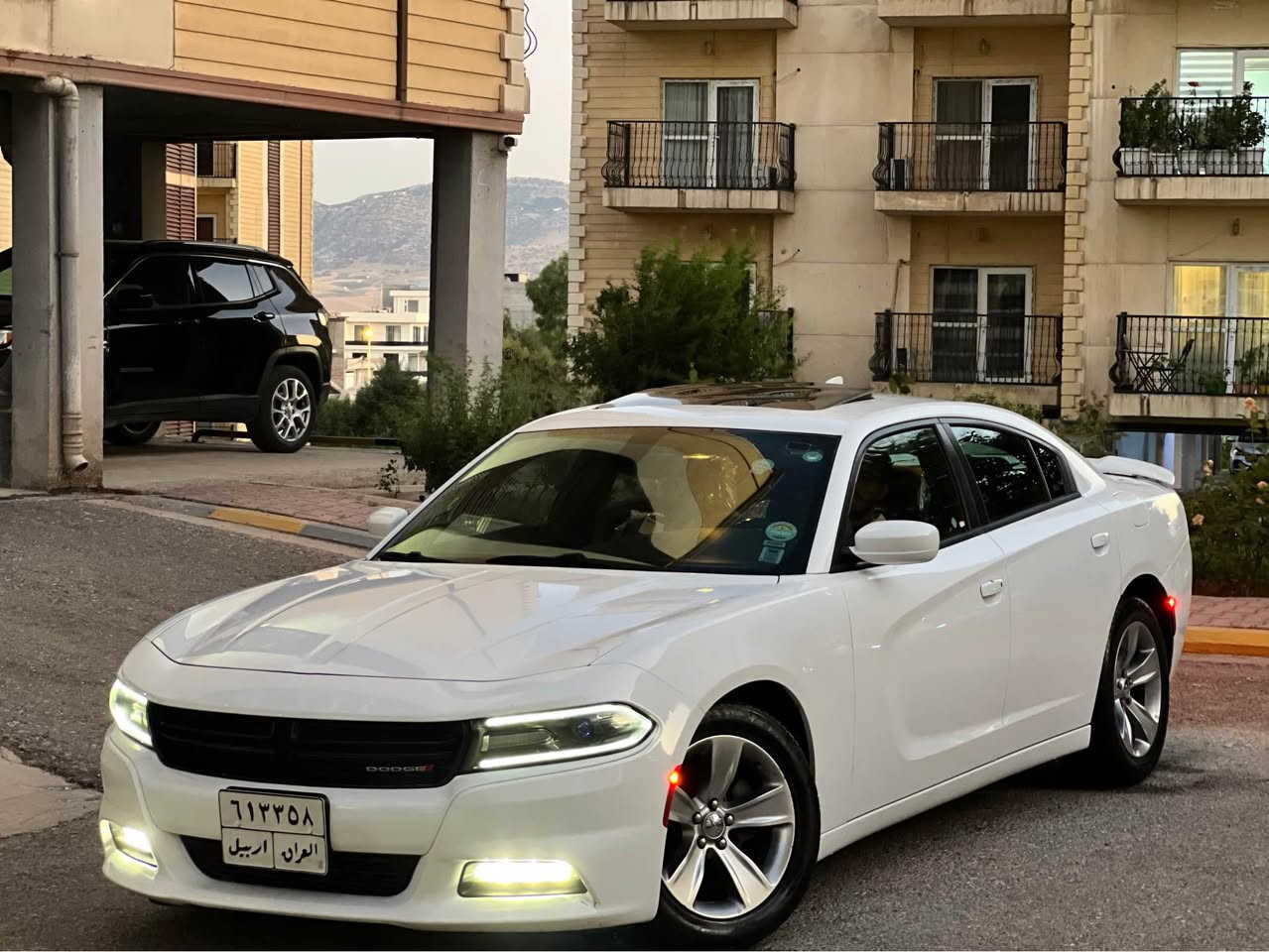 جارجر2018 Sxt Plus كلين تايتل
فول مواصفات ١/١
 بصمتين موجود
ماشي125 مايل هقيقي
عداد ٢٦٠ كندي 
سيارة تسجل أول مرة كفالة عامة دعامي ل دعامي بدون صبخ بدون بارد بدون مفتوح بدون رصعات سيارة جديد حيل جدبد
السيارة مكفوله من الصبغ والتبديل مابية بارد 
والكير والمحرك على وضع الشركة
المواصفات 
فتحة-رادار -شاشة الجبيرة -بصمه -تشغيل عن بعد -
كشنات كهرباي -كشنات هيتر -

وباقي مواصفات الجارجر المعروفة 
السياره رقم اربيل بسمي 
 تحويل ثاني يوم 

مكان السياره /سليمانية 
للاتصال
***********
***********
سليمانية- السليمانية, العراق
