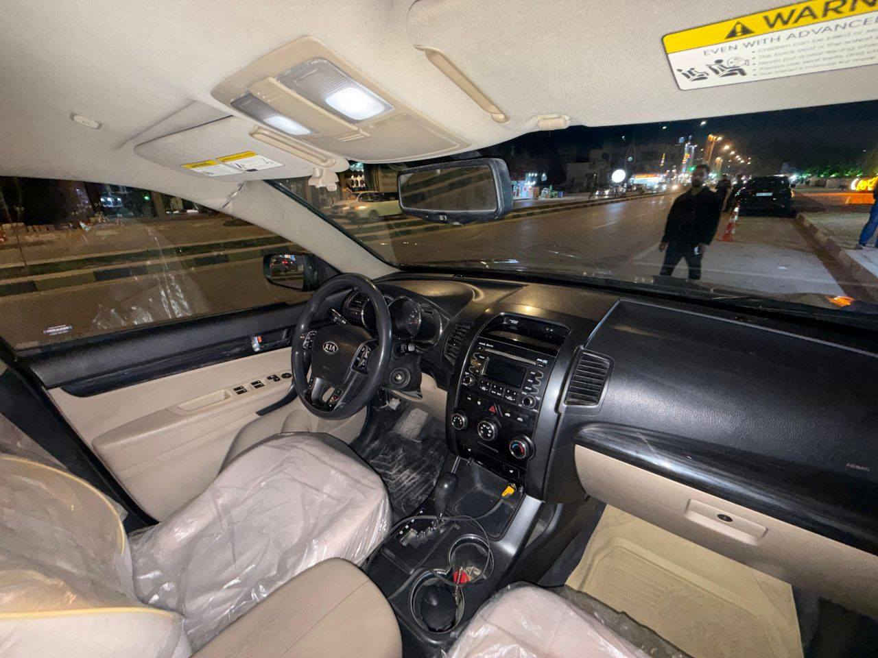 السلام عليكم سورنتو ٢٠١٢ وارد امريكي  حادثها بنيد جاملغ فقط رقم بابل دولي بأسمي ماشيه ١٤٠ فول مواصفات عدا البانوراما كشنات تدفئه تبريد مانع انزلاق تحكم استيرن جهتين اشاير بل المري وباقي المواصفات المعروفه مكان السياره بابل حله مركز
السعر ١٢٥ وبيها مجال
للاستفسار
***********
