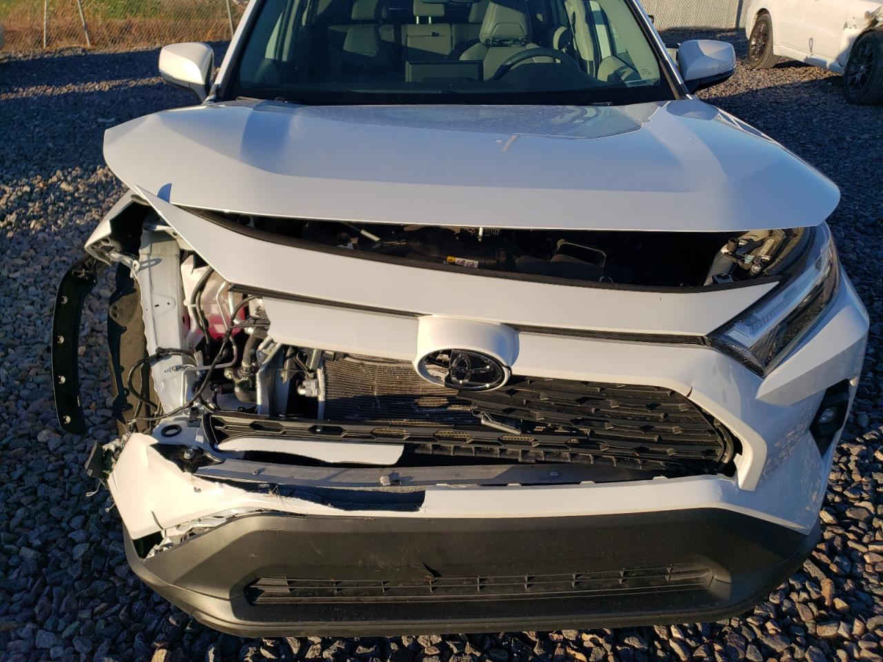 🚨 تنويه مهم
هذه السيارة معروضة بالمزاد الأمريكي 🇺🇸
والمزايدة والشراء تتم عن طريق شركة الماسة 🇮🇶
───────────────
📅 تاريخ المزاد: 
الاثنين :6/1/2026
💰 السعر: يتحدد في المزاد 
2025 TOYOTA RAV4 XLE PREMIUM
⚠️ الضرر المسجّل :امامي وجانبي
📊 الممشى: 19,832 mi
🛠️ المحرك:2.5L / 4
───────────────
✨ ليش تختار شركة الماسة 
💸 أجور الحوالة علينا!
📝 عمولة الشركة 200💸
📍 نظام تتبع مباشر: تشوف سيارتك لحظة بلحظة
🚛 تخليص كامل عن طريق الشركة بضمان
───────────────
📞 للتواصل:
📲***********
📍 موقع: بغداد اليرموك شارع جامع الشواف مقابل مركز الشرطة
