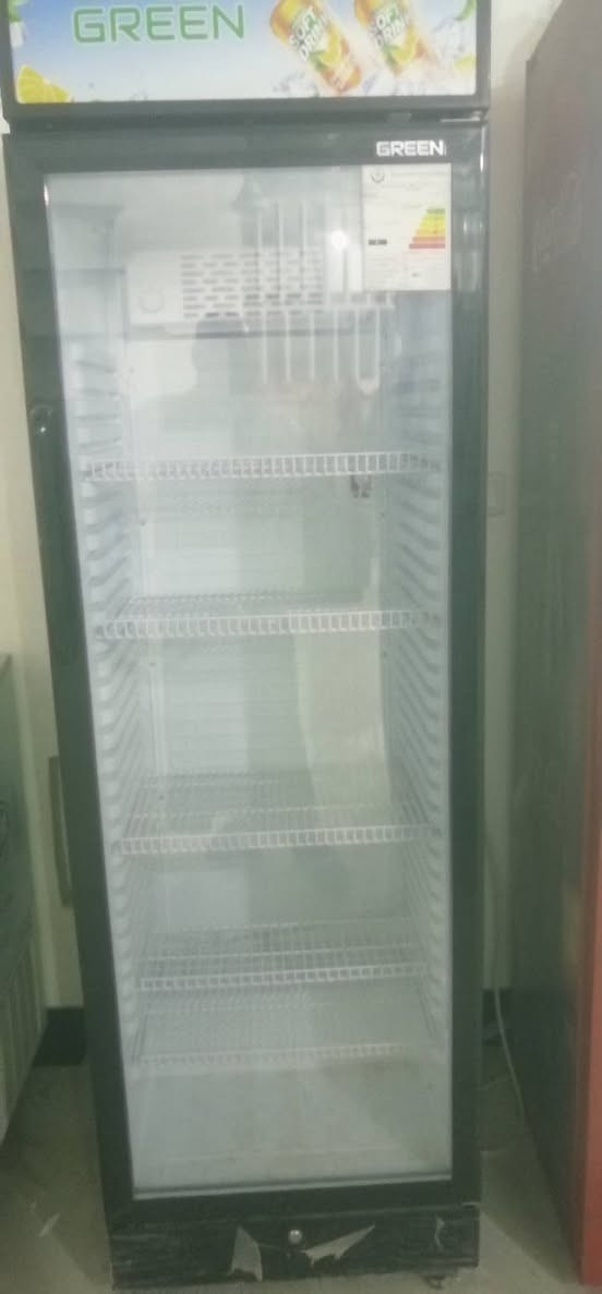 السلام عليكم
برادات عاموديه للبيع سعر البراد 350 وبي مجال 

عارضه مجمده ب 450 وبيهه مجال 
علما جديدات استخدام قليل 
للاستفسار ***********
***********
