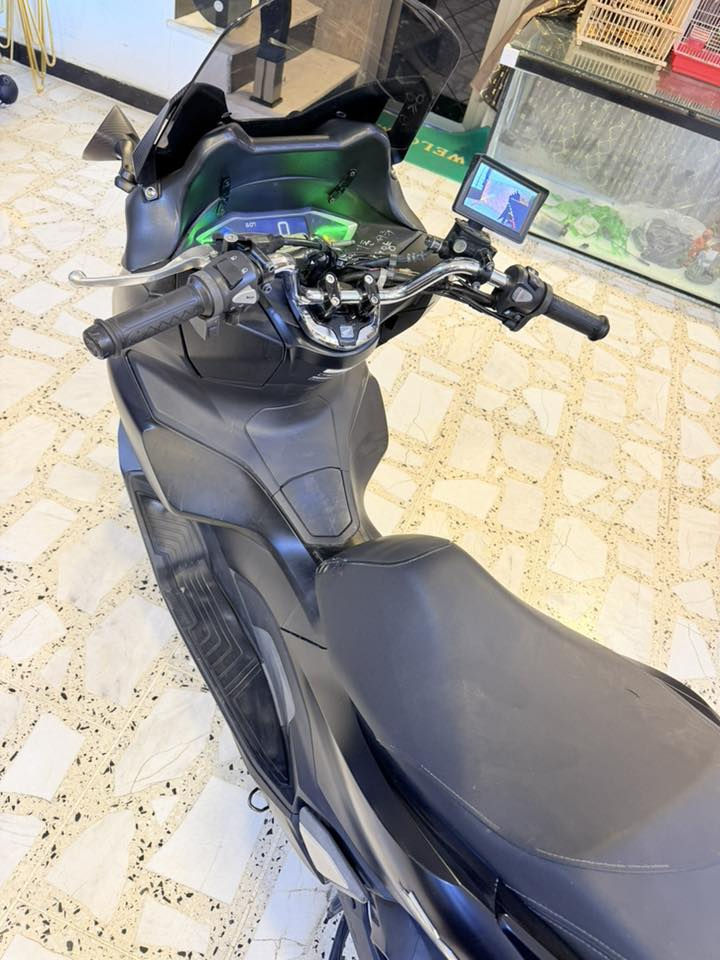 السلام عليكم للبيع PCx جيل الرابع وارد كوري دراجه برغي ممفتوح بيها
الدراجه مال جناي السعر 16 العنوان بغداد البلديات
***********
