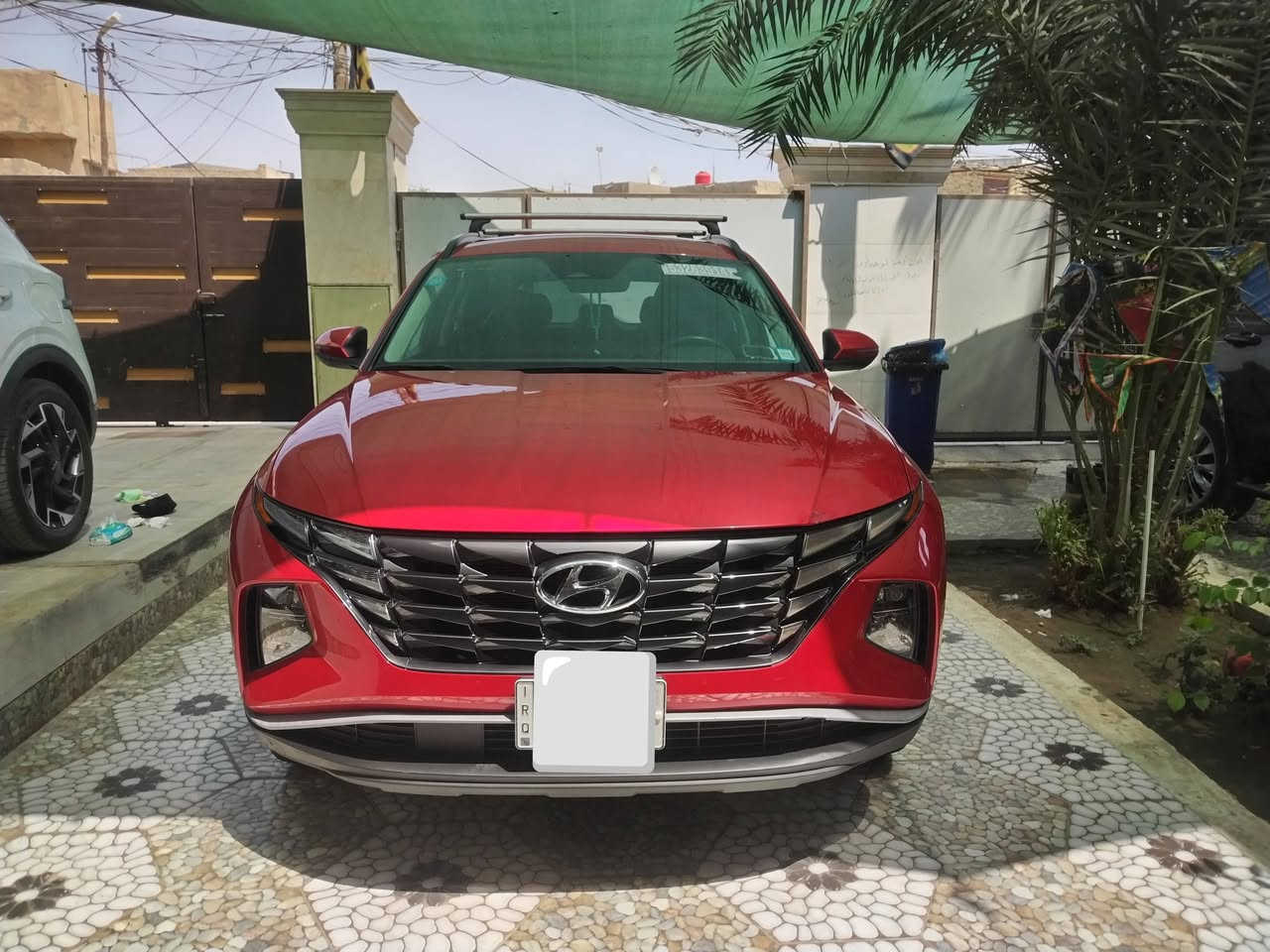 السلام عليكم
هيونداي توكسان 2023 وارد أمريكي
السياره نص فول
مواصفات
محرك 2500
كشنات الاماميه تدفئه
كشن السايق كهربائي
كار بلاي
رقم بابل الجديد
السياره حادثها باب جهة الصدر فقط صور الحادث موضحه
السعر 195
رقم الهاتف ***********
***********
