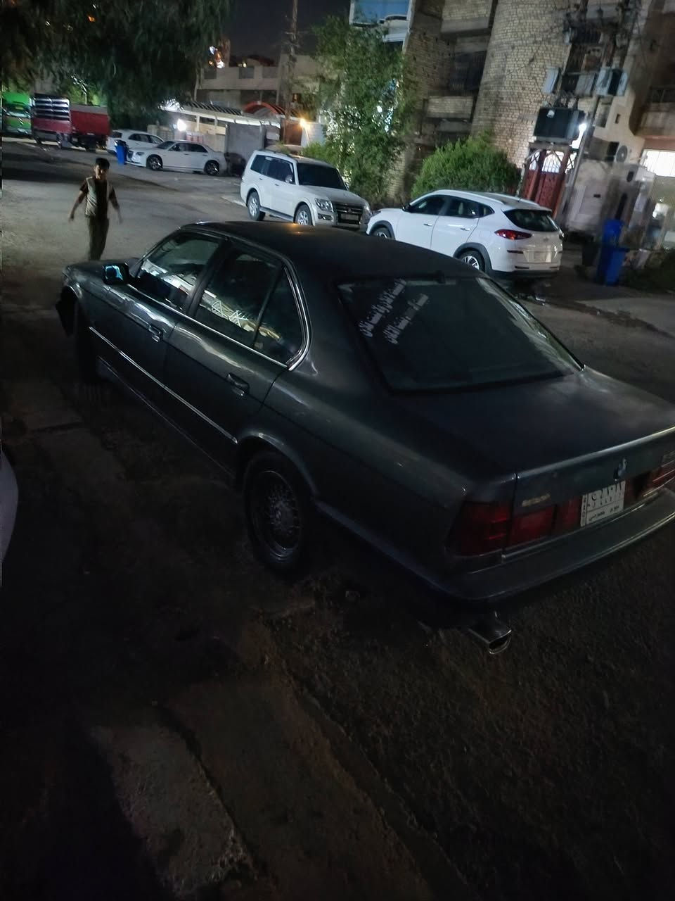 سلام. عليكم bmw91  530مفتوح صاحبه موجود سياره مبدل بيه قماره سبب واكعه عليه سقيفه بدون تبريد اصلي مكينه نضيفه كير نضيف دكه خياس مابيه تخم تاير جديد ويلكب تخم جديد فتحه شغاله كلشي بيه شغال وجديد يرادله بولش فقط سعر ٣٩ مكاني بغداد ***********
