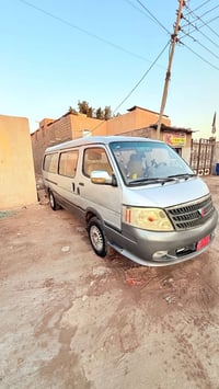 فتون فراشه • ٢٠١٠ • تدخن