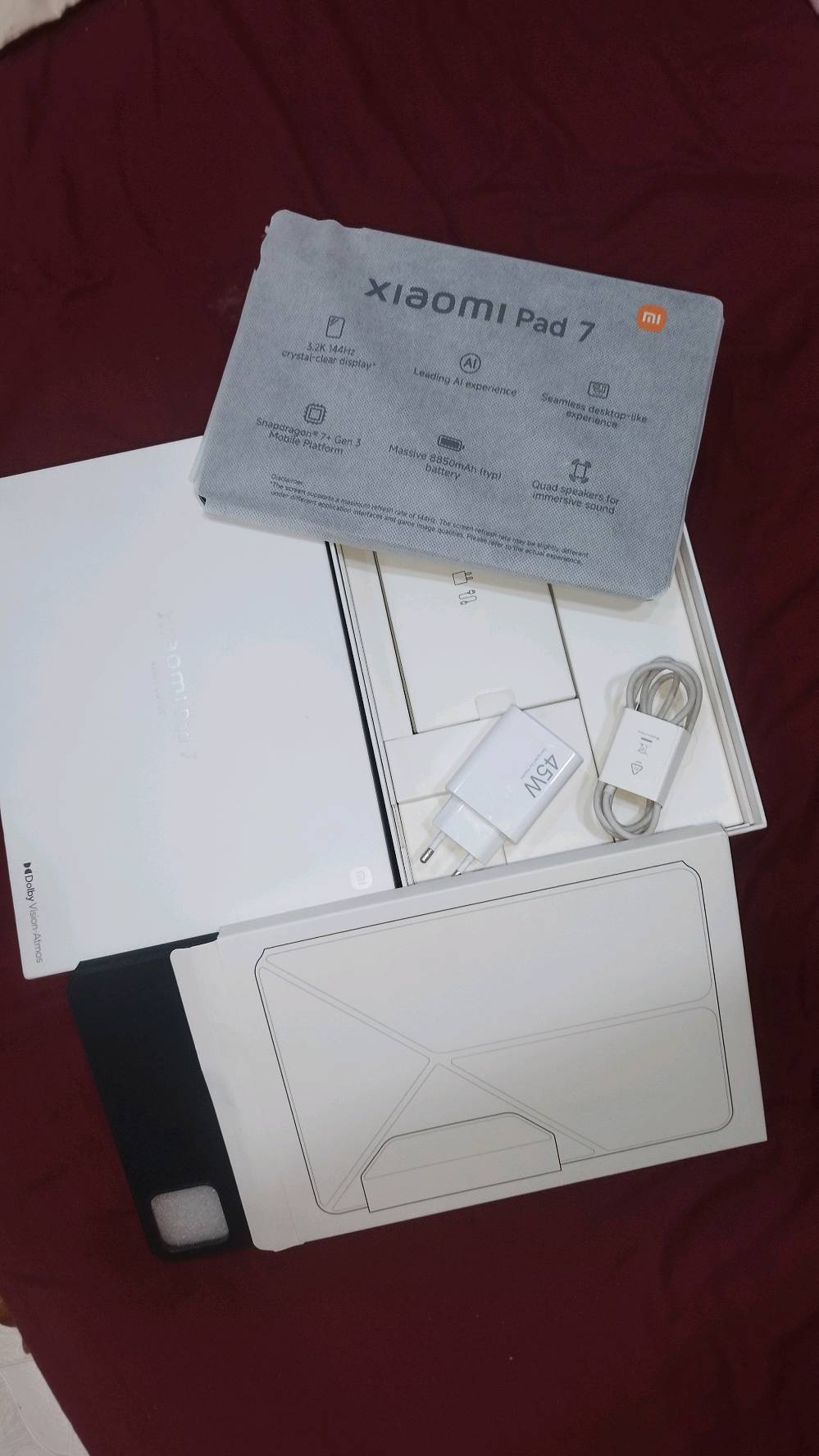 شاومي باد 7 
حجم البطارية 8850ma
صحه البطارية 💯 
ذاكره العشوائية 12+12
الرام 256
جهاز جديد نضافة 100%
 
