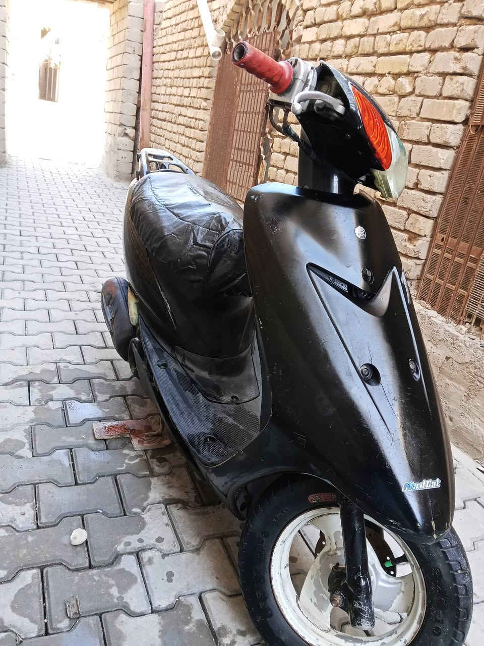 السلام عليكم دراجه عصفوري للبيع دراجه حلوه نضيفه مكينه ماعمه ولا بيه صوت كير ولا ونه وبيه قفل سكان وقفل جنطه وشلعه ومعدل هندر شغال هورن لايت شغال . السعر 250 وبيه مجال لطيبين مكاني البصره قضاء المدينه  السعيد يم التربيه


**إذا كنت صاحب هذا الإعلان وتريد حذفه لأي سبب، رجاءا أرسل رسالة إلى الدعم الفني**