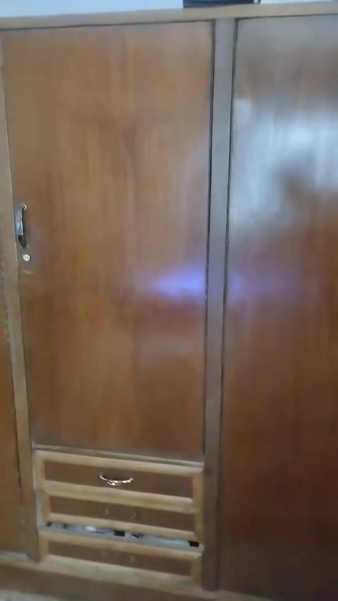 كنتور خمس ابواب نظيف حيل ب 175 وبيها مجال


**إذا كنت صاحب هذا الإعلان وتريد حذفه لأي سبب، رجاءا أرسل رسالة إلى الدعم الفني**
