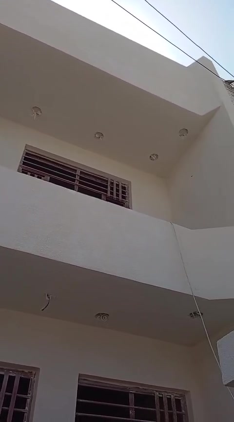 السلام عليكم شغل لبخ سقل ناعم وتشميع وجرارة نثر ونشتغل واجهيات و طلس يشتغل جص و بياض الاتصال على الرقم*********** واتساب او خاص
