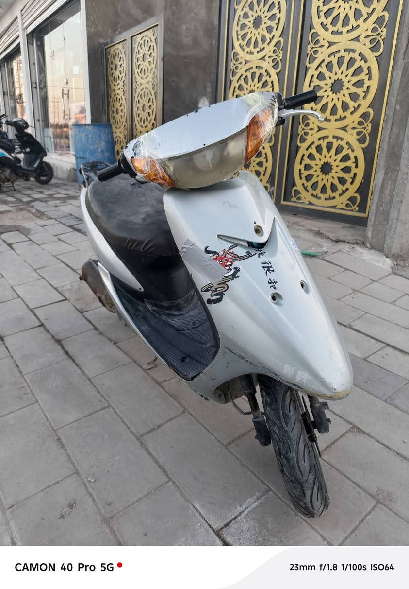 السلام عليكم دراجه عصفوري  للبيع  نكره سلف نكره هندر لايت هورن نهضه حلوه  دراجه نضيفه ومامتعوبه تايرات جدد دراجه كامله وشغاله من الطول لطول تجي وتفحص دراجه حلوه ومرتبه ودبلات شغاله بصره قضاء المدينه منطقه الرحمانيه
***********/📞👉 للاتصال
