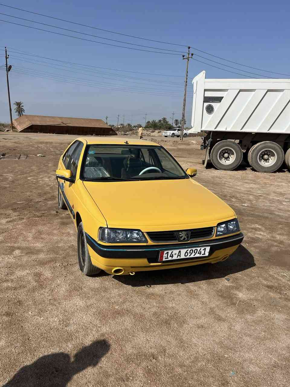 سياره بيجو 405 مديل2016
سياره معمره من الدعاميه للدعاميه زلق ما بيها 
رقم دولي بصره السياره بسمي تحويل ثاني يوم سياره جاهزه من كلشي 
تشغيل عن بعد 
لايت زنون 
سنتر لوك كهربائيات 
دواخل حلوه كلها جاهزه 
تبريد شغال 
بخاخات جدد بلكات جدد 
سياره على ايدي من الدوام للبيت ما متعوبه 
للعلم السيارة ما مشتغله تكسي 
السعر 55 بيها مجال للشراي
 ***********
