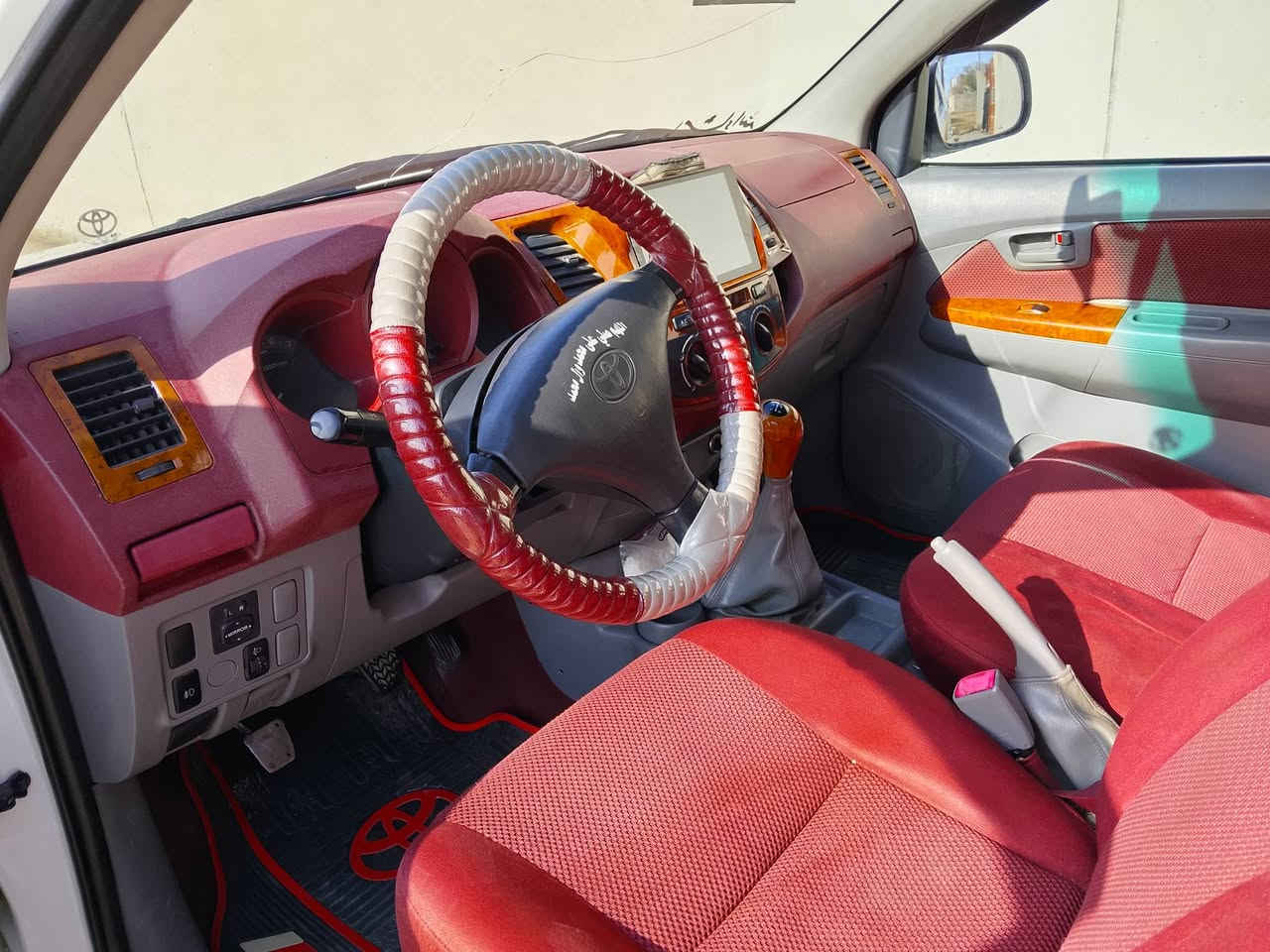 سلام عليكم البيع تويوتا هايلوكس موديل2008 وكالة وا تحويل بي كابون بانزين الستفسار عله رقم ***********0
