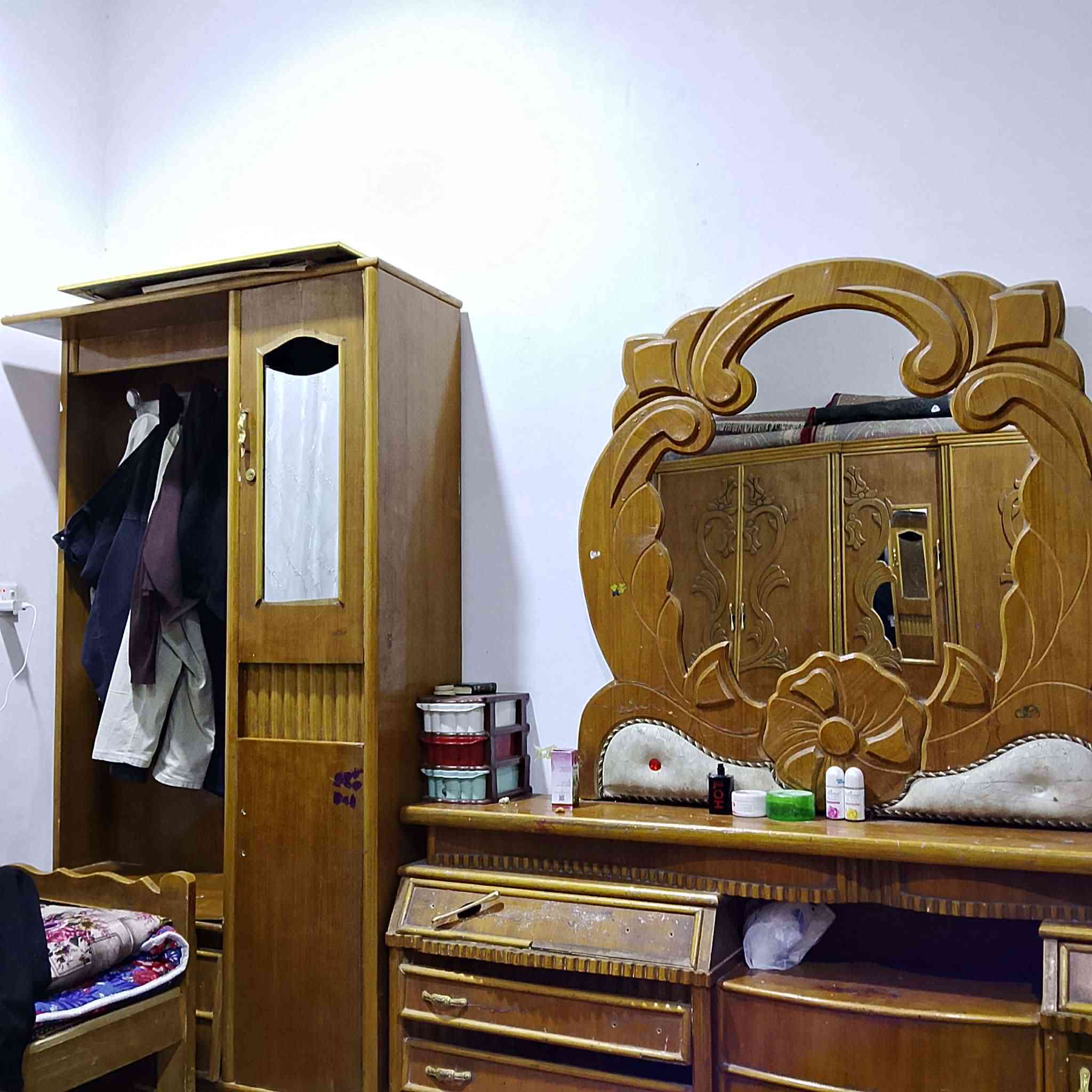 غرفه تسكام نضيفه فقط صبغ يرادلها سعرها مناسب كلشش مكان سياحي


**إذا كنت صاحب هذا الإعلان وتريد حذفه لأي سبب، رجاءا أرسل رسالة إلى الدعم الفني**