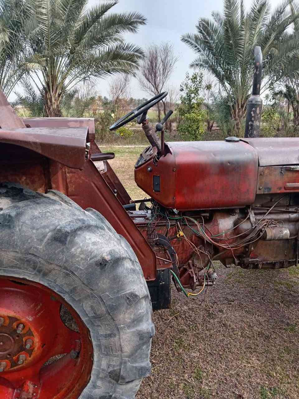 مكينه عنتر للبيع مع معدات فدان ديجر خرماشه معدلان عربانه سكندريه الرقم ***********
***********/عنوان التاجي
