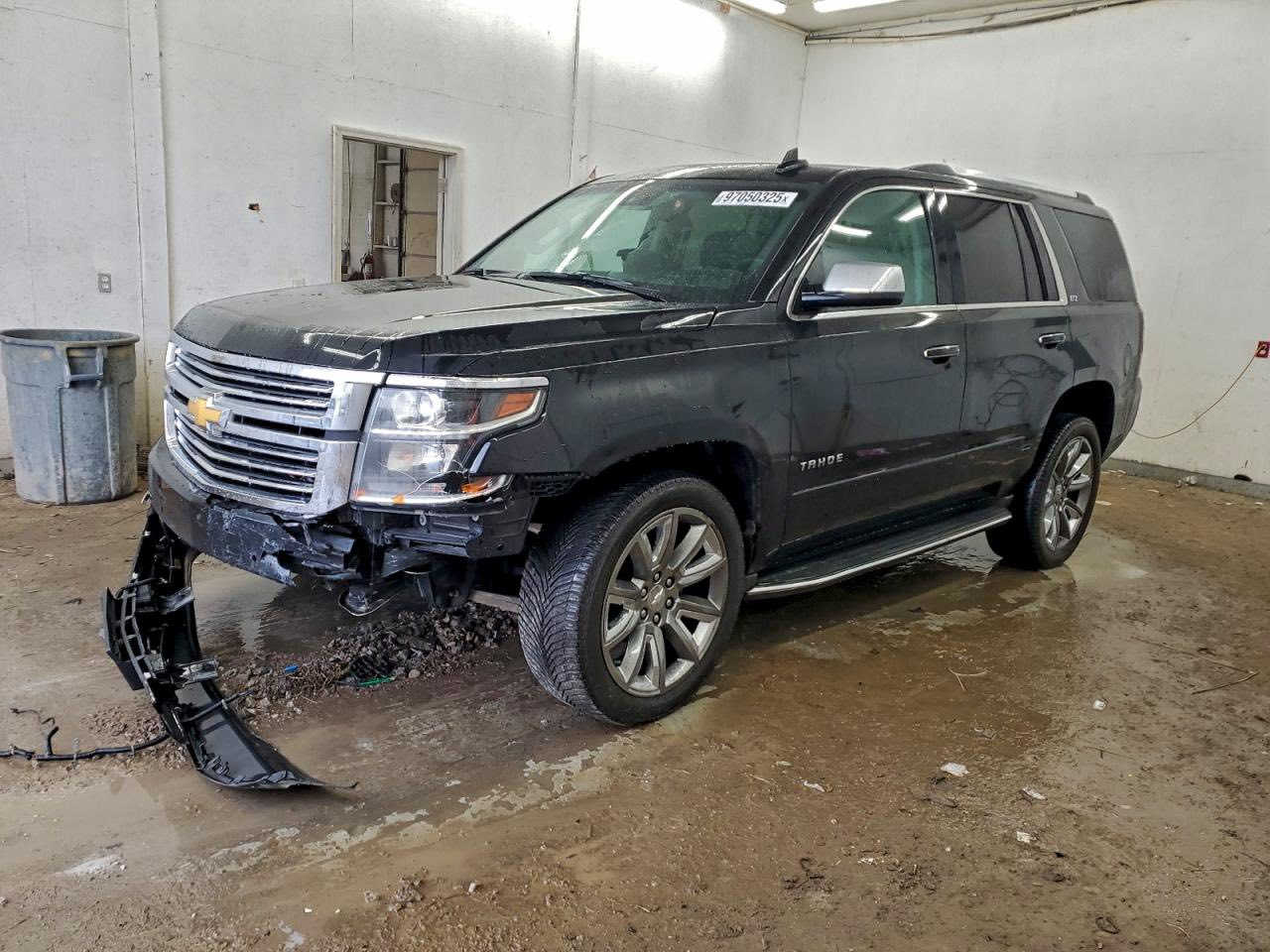 السلام عليكم شباب تاهو 2015 فول مواصفات LTZ  موجوده في الميناء معه كتاب الضباط بدون گمرگ بدون تصليح  225 قفل بره الميناء مصلحه مرقمه بغداد كامل بسم المشتري 3شدات قفل ***********
