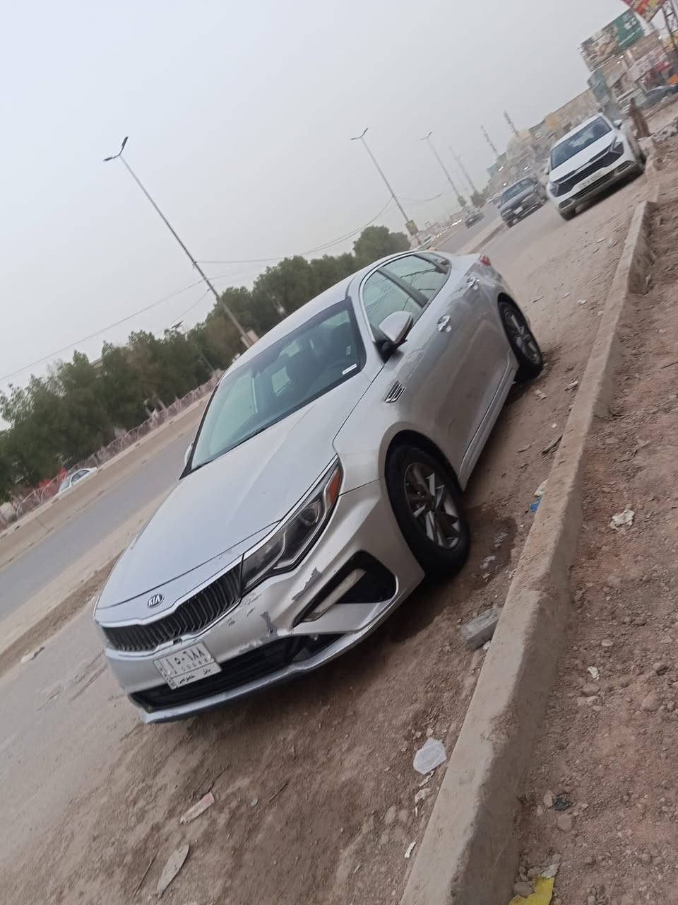 السلام عليكم اوبتما موديل 2020 امريكي بيه حادث جاملغ وبنيد. والباقي كفاله  رقم بابل  كير مكينه كفاله 
موصفات 
اشاير بلمري
شاشه 
كامره خلفيه دواره 
حساس خلفي 
رادر امامي 
تحديد مسار 
نقطة عمياء
تحكم استيرن 
صور الحادث موجود بل صور موضح 
وسياره حلوه ونظيفه السعر 140وبيه مجال مكاني بايل حله شارع 60  ***********
