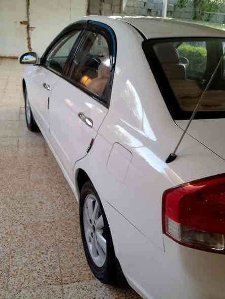 سبكترا خليجي 2009
سيارة مكفوله كير ومكينه 

تبريد وكهربائيات شغالات

ضرره بارد جاملغ امامي جهة سايق ولصبغ على شكل دائره خلف باب السايق 

الرقم انكليزي

***********
