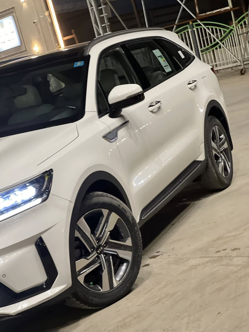 سلام عليكم 
كيا سورنتو موديل 2021
خليجي ماشيه 100 
مكفوله فول مواصفات 
بصمه فتحه بني رامه 
7 راكب 6 سلندر 3 قطع تبريد 
كشنات جلد كشنات كهرباء
كير ومحرك كهربائيات كفاله عامه 
باب خلفي كهرباء 
تخم تاير جديد 
رقم بغداد الدولي 
مكان سياره بغداد البلديات 
السعر 248 وبيه مجال مكان سياره بغداد البلديات رقم ***********
