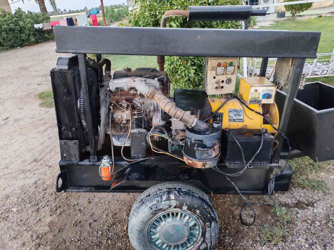 للبيع مولد كيا 30 KV راس التوليد نحاس شغال نكره سلف محرك جديد لاصرف ولاتبخير بم ونوزل كله مضبوط المولد جدا نضيف السعر 15 ورقه مكاني بغداد التاجي *********** / ***********
