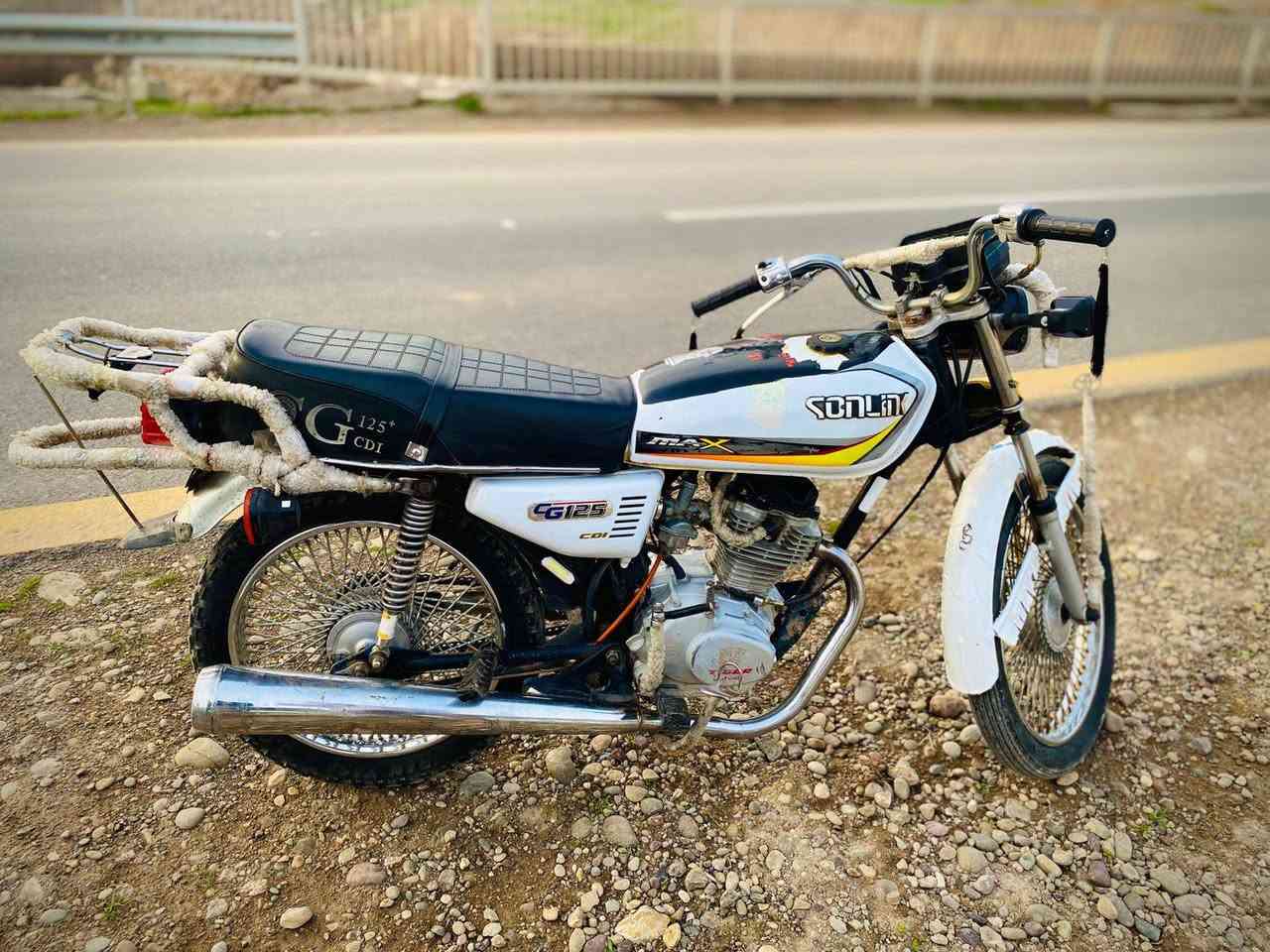 آلُـۜســـِۖلُأمٌ ؏ـليۜــكـۜم وݛحـٍــٍّْمهہ الًـًٍۖـٍــًٍٍٍّـًٍلۖهًٍۖۂ 
وبـۗـۗـۗـۗـۗـۗركۧۧــۧۧۧۧۧـۗــۗـۗاتهۂ
 
تايگࢪ 2019 محدث 2023سيت كامل🤍

دبلاتت شغاله جدام ورى+كهربائيات اشاير جدام ورى عداد نمرࢪ لايت عالي ناصي كلو شغال

نشاط فولل تحريكه +معدل🔥

صالنصه صࢪاخخ طرب

+ويل وره جديد+شوته جديد+بگ لايت+أشاير +چاملغ أمامي+دشبول. 

يعوزو بنزات بركك وره فقطط. 

#السعر_375 وبي مجال للشراي 
مكاني گياره قاطع السبعاويين قرية الصلاحيه


**إذا كنت صاحب هذا الإعلان وتريد حذفه لأي سبب، رجاءا أرسل رسالة إلى الدعم الفني**