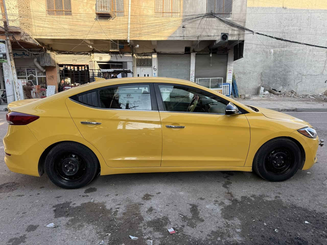 السلام عليكم انتره للبيع رقم بغداد سياره بسمي 
ضرره بونيد بدون دواخل تلقيطات بسيطه بيها
فول بدون فتحه سقف موديل 2017
السعر 135عنوان موصل شارع الفاروق
***********
***********
