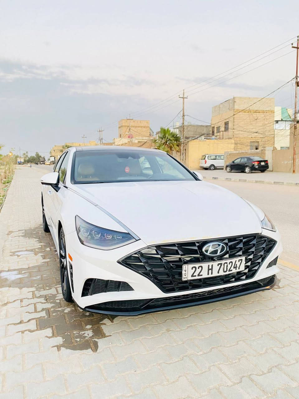 يا الله 
اخوان سوناتا 2020 وارد امريكي 
فول مواصفات لمتد 
بنوراما 
رادار 
مثبت سرعه 
تحديد مسار 
قياده ذاتيه فول مواصفات
تشغيل عن بعد وتحكم بل بصمه للامام والخلف 
نقطه عمياء 
فول. للأخير وبعد الموصفات المعروفه عن السوناتا 
السياره حادثها بامريكا صفحه السايق مبدل بيها بابين 
وصبغ الچاملغات الامامي ولخلفي 
للتواصل ***********
