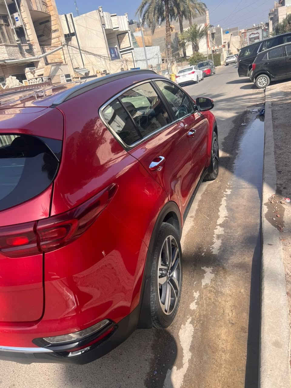 سبورتج موديل 2020  خليجي
محرك2000  نظام دوش 4 سلندر
155  الف  ماشيه 
نص فول
بصمه ابواب
بصمة تشغيل
تشغيل عن بعد
حساس امامي خلفي
كامره خلفيه
مري شفط
اشاير مري
ثلال انظمه سبورت وعادي وايكو 
الرقم الجديد وبغداد
السياره باسمي
السياره نظيفه كلش على ايدي 
اكفالها كفاله عامه  فقط طختين بيها خفيفات بالباب مال السايق وشويه بالباب الي  وراه
ورصعه بالجنطه السعر ١٨٨ الرقم ***********
