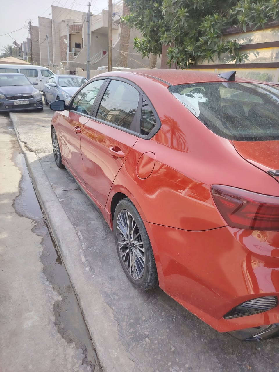 كيا فورتي موديل 2023 جيتي محرك  2000 دوش سعرها 160 ***********
