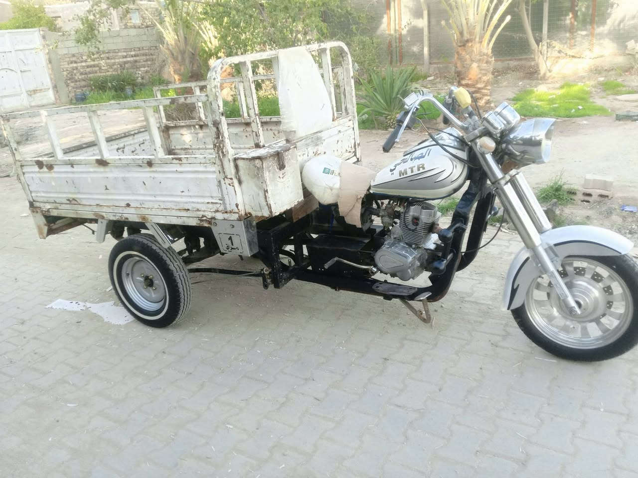 ستوته البيع مديل 2009رقم اسود  وسنويه ابيع مكاتبه  محرك  25بل جيس جديد وتايرات اوياله جدد  ستوته عوزه بس باتري تجي وتفحص شوفت عينك الشراي يتصل***********
