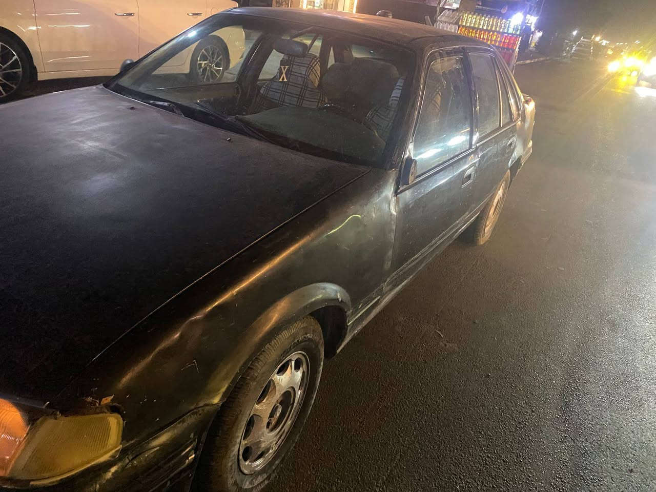 السلام عليكم ورحمه الله وبركاته 
سيارة برنس 95موديلها رقمها انبار الماني سنوية كارتونية مكينة وكير عادي زينات حدادية زينة مقبولة شايلة روحها موتعبانة سعرها 12ورقة وبيها مجال حك جيتك عنواني بغداد مدينة الصدر ***********
