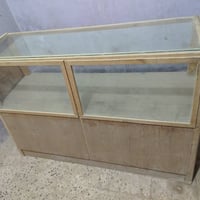 بسطيه خشب للبيع 07804481250