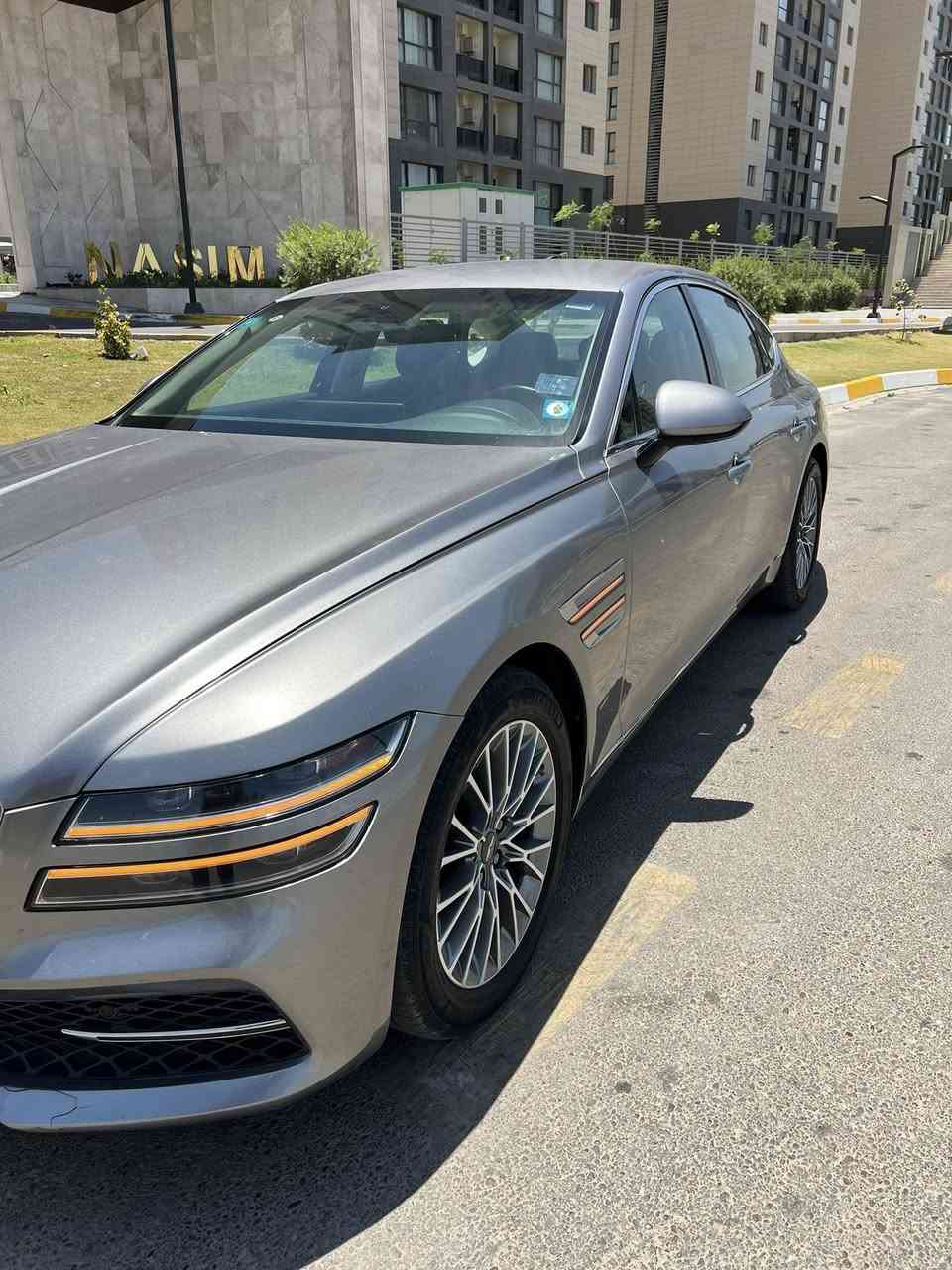 السلام عليكم للبيع فقط
جينسزز G80 موديل 2023 
صور الحادث بالمنشور بچم كبس شركه 
بيها 3 قطع صبغ جاملغ خلفي وبيبان ثنين مبدلات اصليات ومصبوغات 
السياره مرقم بغداد باسمي تحويل مباشر 
جاهزه السياره اي نقص مابيها وجدا نضيفه 
السعر 258 وبيها مجال بسيط 
عنوانها بغداد للاستفسار 
***********
