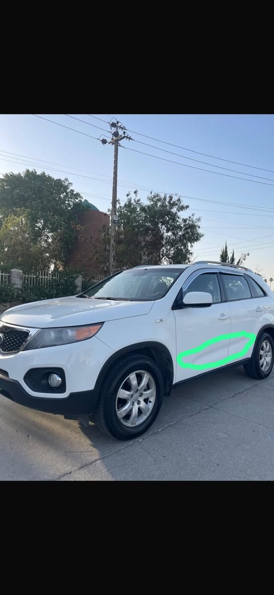 كيا سورينتو موديل 2012 خليجي 7 راكب محرك 4 سلندر  دوش 2400 رقم سليمانية و بأسمي سنوية جديدة السيارة جاهزة محرك و كير و تبريد مكفولة بيه صبغ محدد بالصورة بدون دواخل مع بونيد امبدل ابلادي
السعر ١٤٢ للاستفسار ***********
