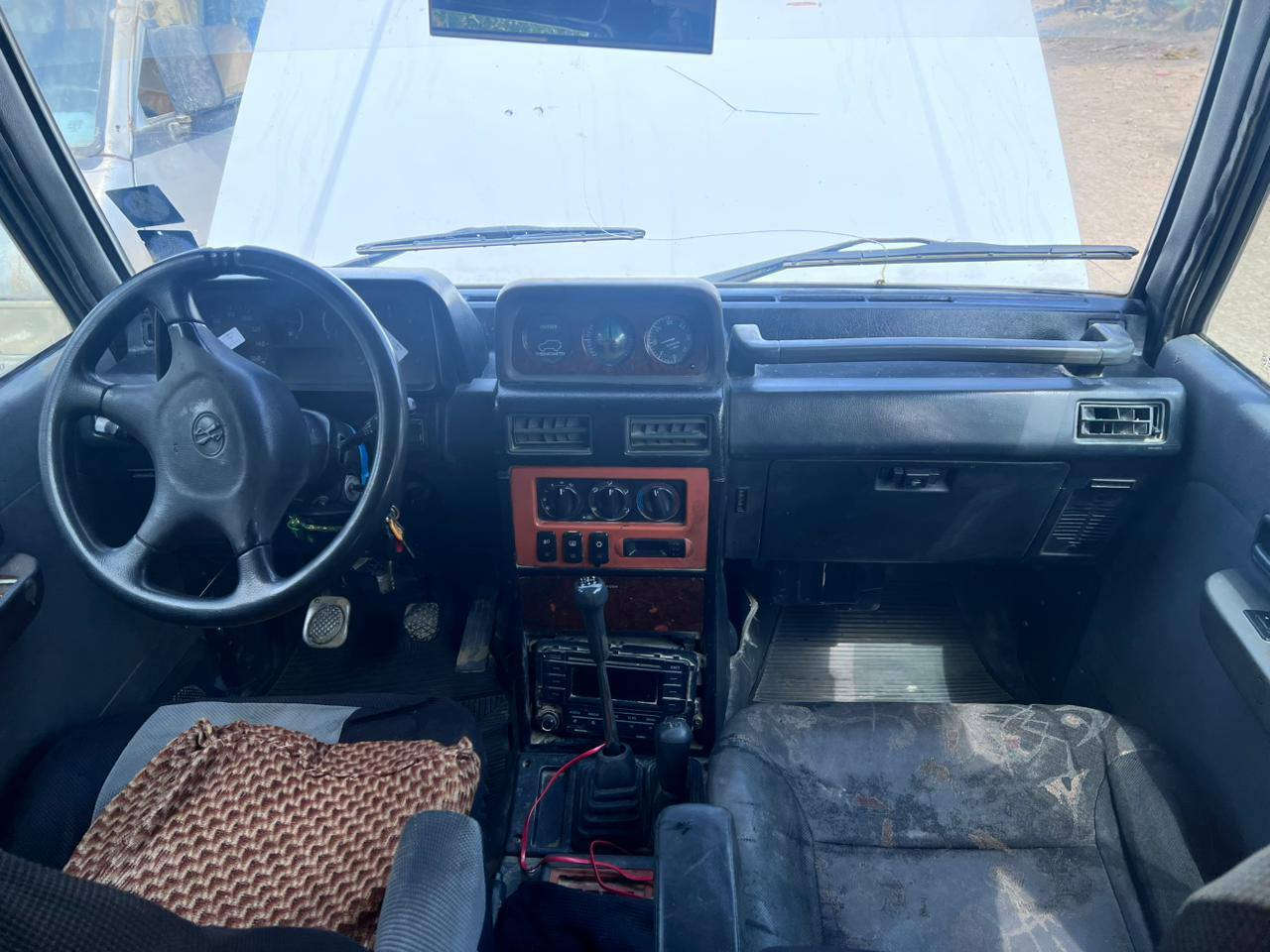 للبيع 🚗🔥
سيارة كالوبر موديل 1997
💰 السعر: 43 قابل للتفاوض
⚙️ القير: عادي
⛽ المكينة: كاز بلادي مكفوله كفاله عامه
🔧 حدادية جديدة
🛞 تخم تايرات جديد (نكستل كوري)
🪑 غرفة جديدة
🔢 رقم نكليزي
📄 سنويه باسمي
📅 السنوية: 31 هزه جديده بشهر 2 
✅ الحالة ممتازة وجاهزة للاستخدام

📍 العنوان:
📞 للاستفسار خاص أو اتصال — البيع للجادين فقط.
***********
