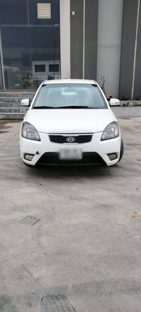 كيا ريو موديل 2012  رقم دهوك مسطره  محرك 16  موصفات  كير اوتوماتيك  جا...