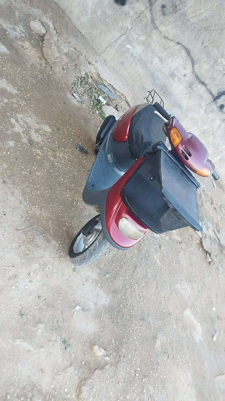 سلام عليكم دراجه منقوله بلاديه 2007 ما مفتوحه كل شيء شغال والعنوان كربلاء شارع الرساله مال المي الشراي ينفصل على الرقم وبيخير ويتدلل ***********
