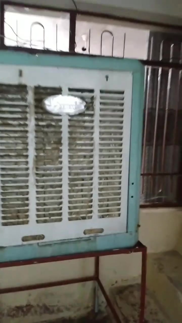 مبرده مال بيت شرط انطيك نوعيتو جنرال شغال سرعتين شغال السعر ١١٠وبي مجال مكاني الموصل حي الكرامة ***********
