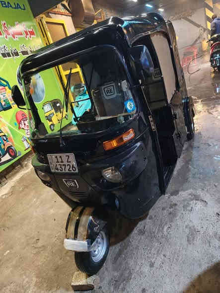 تكتك ٢١ البيع السعر ٧٨٠٠  وبيهه مجال بعقوبة تحرير ***********
