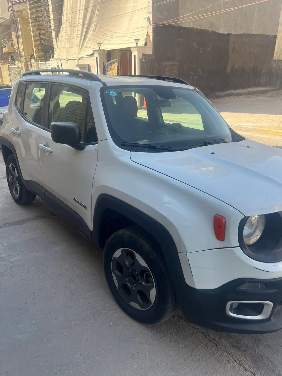 سلام عليكم جيب رنكد موديل ١٨ سياره بيها صبغ جاملغ امامي وصندوك فقط بدون دواخل سياره جديده مال بيت ماشيه ٦٦ الف ميل مابيها اي نقص محرك كير تبريد كلها جاهزه لل اخير سعر ١١٥ وبيها مجال بسيط مكان سياره بغداد حي الحسين وصور الحادث مرفق بل منشور


**إذا كنت صاحب هذا الإعلان وتريد حذفه لأي سبب، رجاءا أرسل رسالة إلى الدعم الفني**