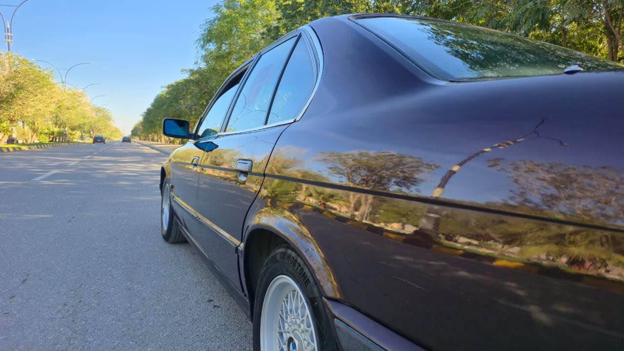 بي ام 525 موديل 1991 سعر 59 فول مواصفات سلايد كشن جلد كير اوتوماتيك رقم سليمانيه إنكليزي سنويه جديد بأسمي كير محرك تبريد تدفئة كلها بشرط مكاني كركوك ***********_*********** كركوك, العراق
