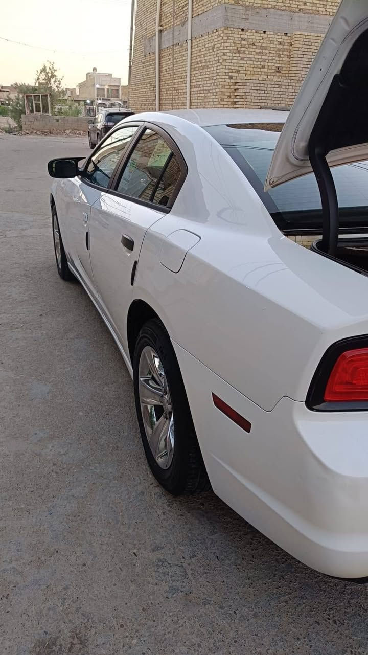 سلام عليكم
جارجر sxt 2012 كفاله

سياره جديده وخير من الله

مكينه وكير كفال

تخم تاير جديد

حداديه خلفي ولمامي  جديده

منضومة تبريد جديده

شاشه جبيره

كير طياره

مكاني بغداد المعامل الحسينه

***********
