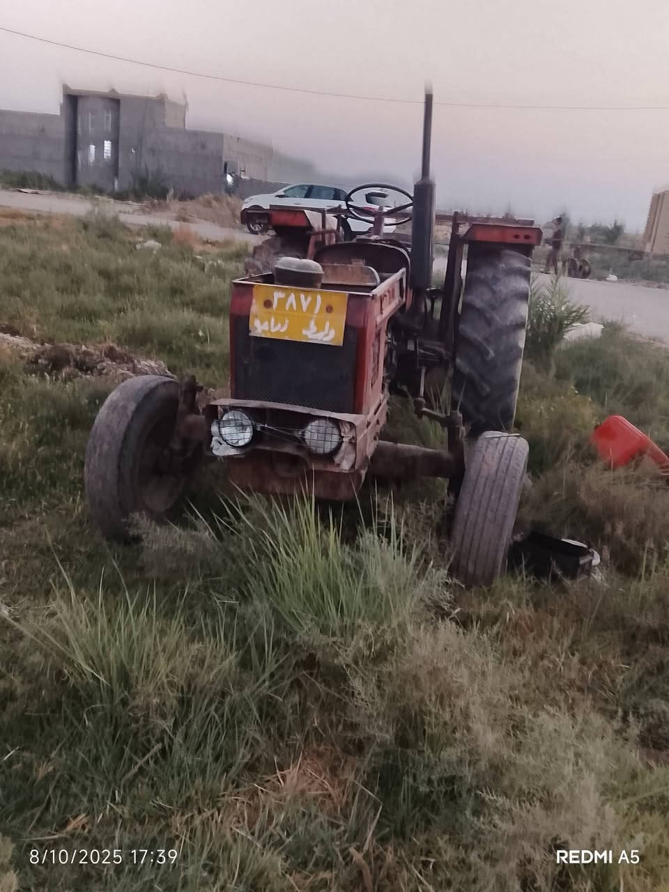 سلام عليكم عنتر لبيع موديل 88 جاهزه مكينه جديده وراها بس فدان و خرماشه الرقم ***********
