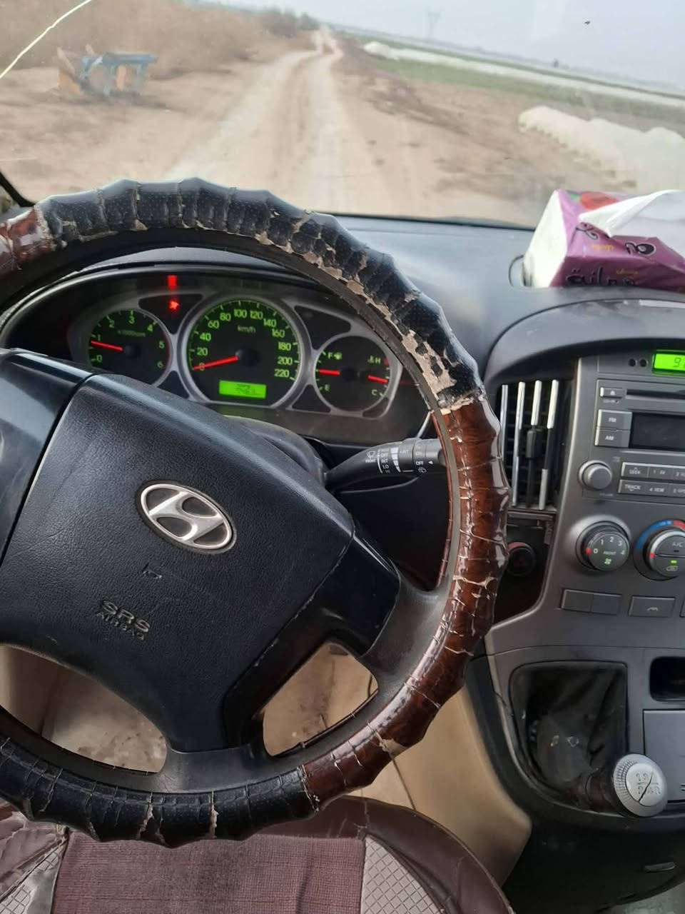 سلام عليكم ستاركس للبيع 2010مفتوح رقم دياله انكليزي كير مكينه حداديه دوشمه ماسحه خلفيه تبريد شغال مصبوغه حزام جماليه عنوان دياله ***********
