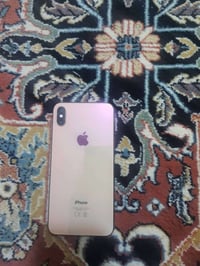 ايفون اكس اس ماكس ذاكره ٦٤ الجهاز فقط سماعه مخابره واكفه ومبدل بطاريه ...