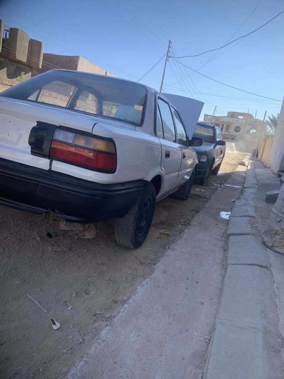 السلام عليكم
كورلا مديل 92يسرى بلادي سياره تعمير عام من الصفر 
كير مكينه كصه شرط صار 🔟 ايام شادهن نوزل 
رقم أنبار دولي باقي ع بصمه بس تبصم الف ماتدفع 
فلوسها مدفوعه وتحويل ثاني يوم 
نواقصها فقط دشبول فقط 
دشبولها يرادله ترتيب شويه 
سعرها 44وبيها مجال جوه 38مابيع 
مكاهنا بيجي وهاي تفاصيلها 
***********
