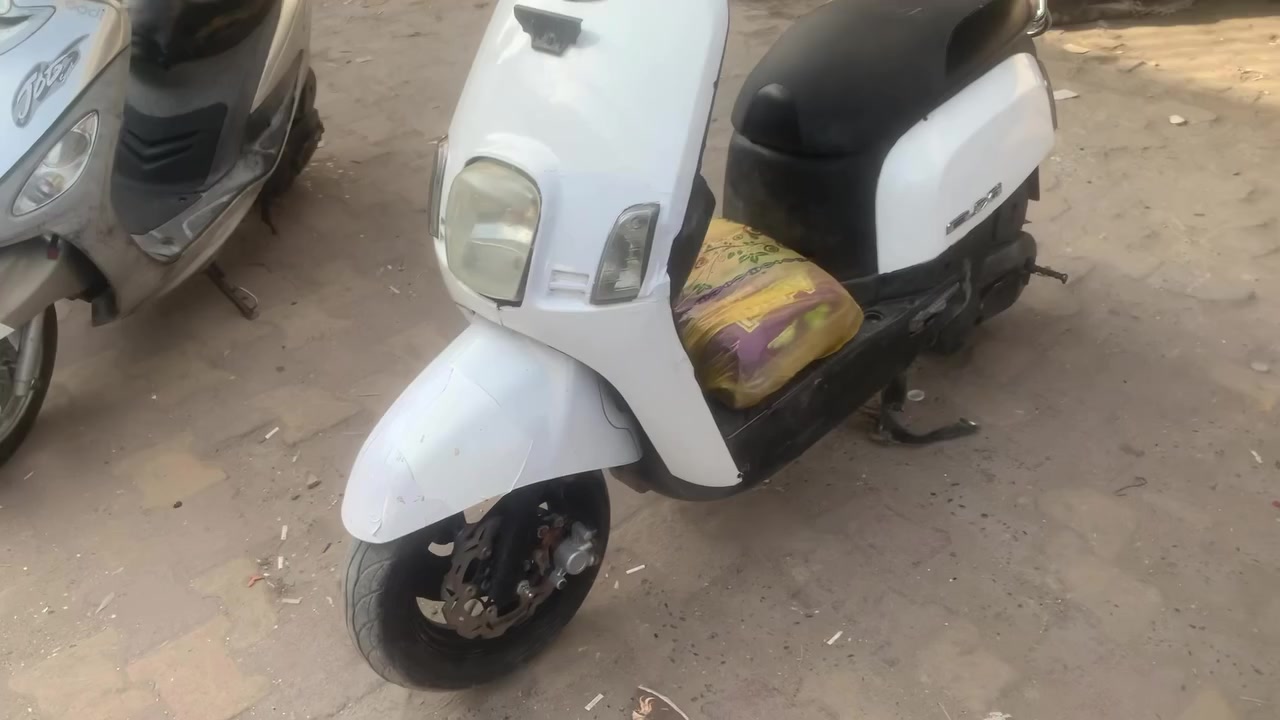 بوليسي نوزل
مامفتوحة 
ينراد الها ترتيب 
السعر 450 
ناصرية مركز 
***********
