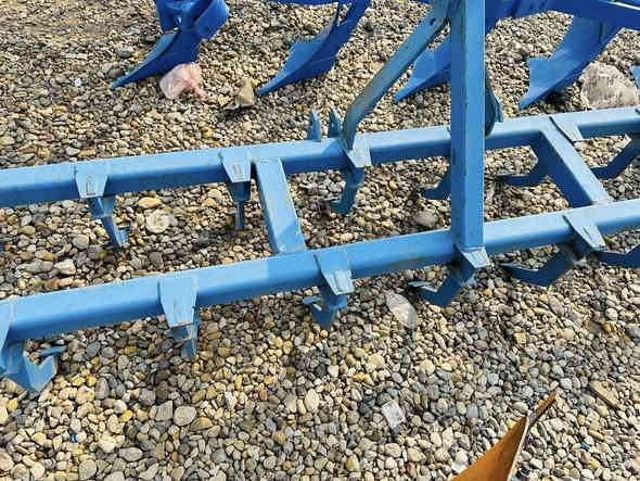 السلام عليكم للبيع خرماشه حجم (4) متر عمل دراجه اولى حديد ثقيل شرط تكرب جلاد العنوان واسط الزبيديه للستفسار اتصل ***********
***********
