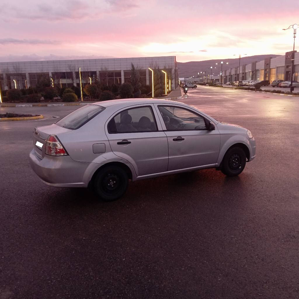 شۆڤلێت اڤیۆ مۆدیل ٢٠٠٧ گێڕ عادی مەکینە گەورە سلفەر گیرو مەکینەو تەبریت تەقەو رەقە بەشەرت ٢بارچەو بەلەیە بویاخە بی ناوگرتن سەنەوی رەقەمی تا ٢٠٣٠ تازەیە رەقەم سلێمانیە سعر ٥٣ گڵاو معامەلە لەسلیمانی زم *********** ڤایبەر لەسەرە السليمانية, العراق
