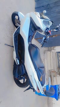 PCX • الجيل الاول • مكينة ما مفتوحة